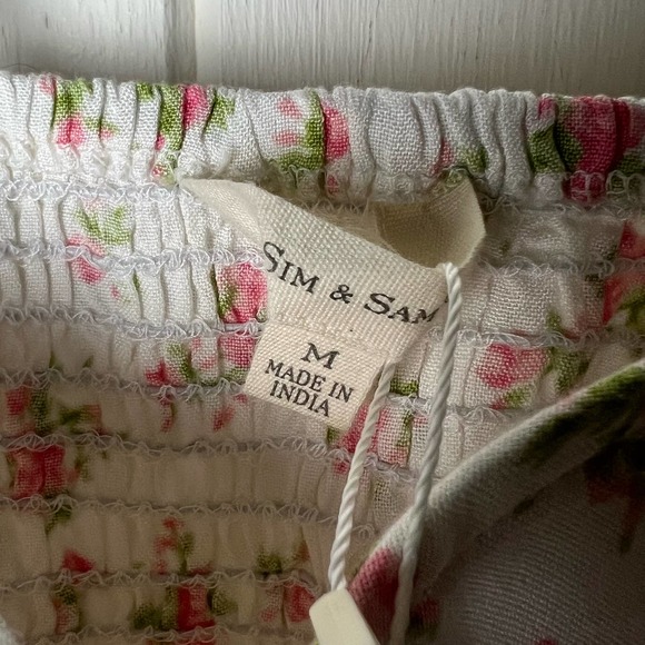 Sim & Sam Ivory pink floral print crop top- NWT - M - Picture 7 of 12